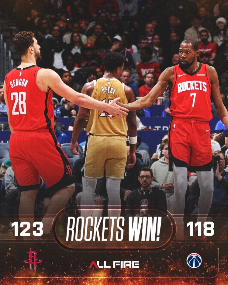 半岛体育-合砍62分！火箭官方赢球海报：杜兰特与申京携手登上封面