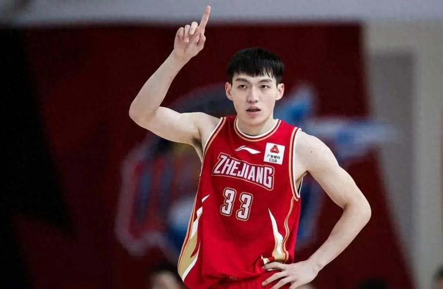 半岛体育APP-拿600万，全场4中1，正负值-22！球迷：最水MVP没有之一