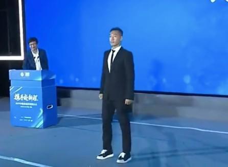 半岛体育APP-吴曦：热爱是我生涯的关键词，让我选金球会增选于汉超