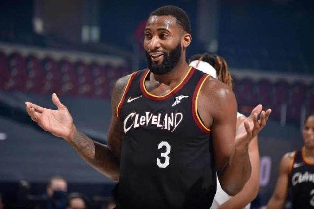 半岛体育官网-补强内线成湖人诉求 庄神之外紫金军团另有目标